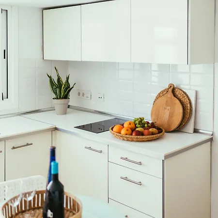 Volcan De Tilama 0 Playa Chica 2 Min * Puerto del Carmen (Lanzarote)